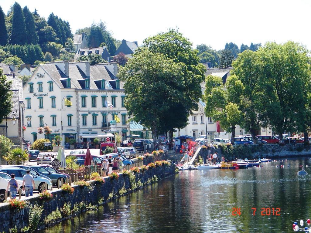 Hotel Du Lac Huelgoat Exterior foto